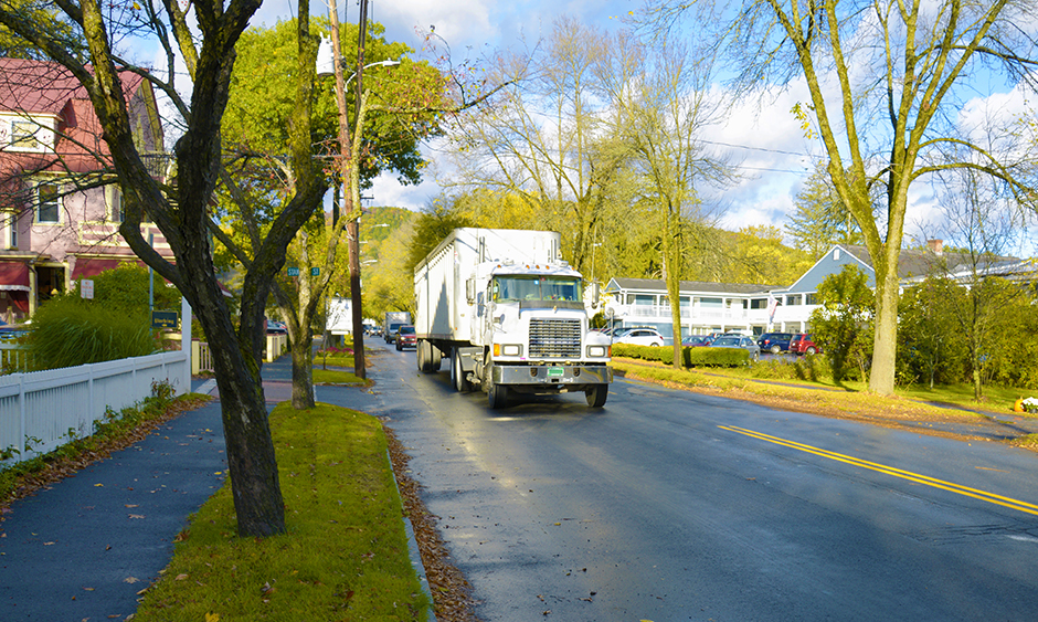 DVRPC wants to hear your thoughts on truck and train freight traffic in your area
